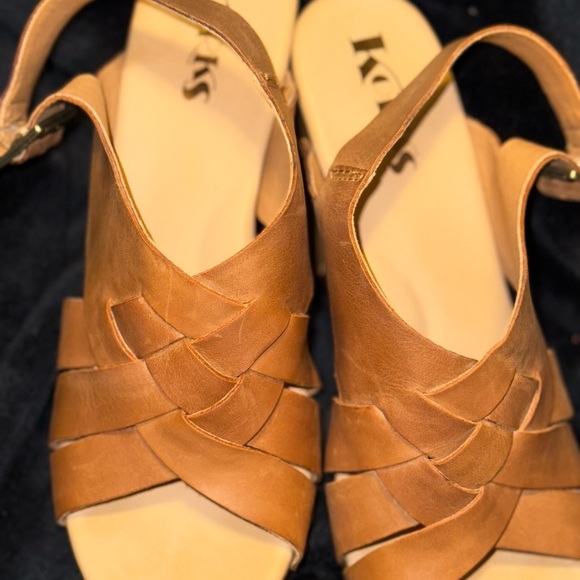 Kork-Ease Tan Sandals Criss-Cross Design - Picture 13 of 13